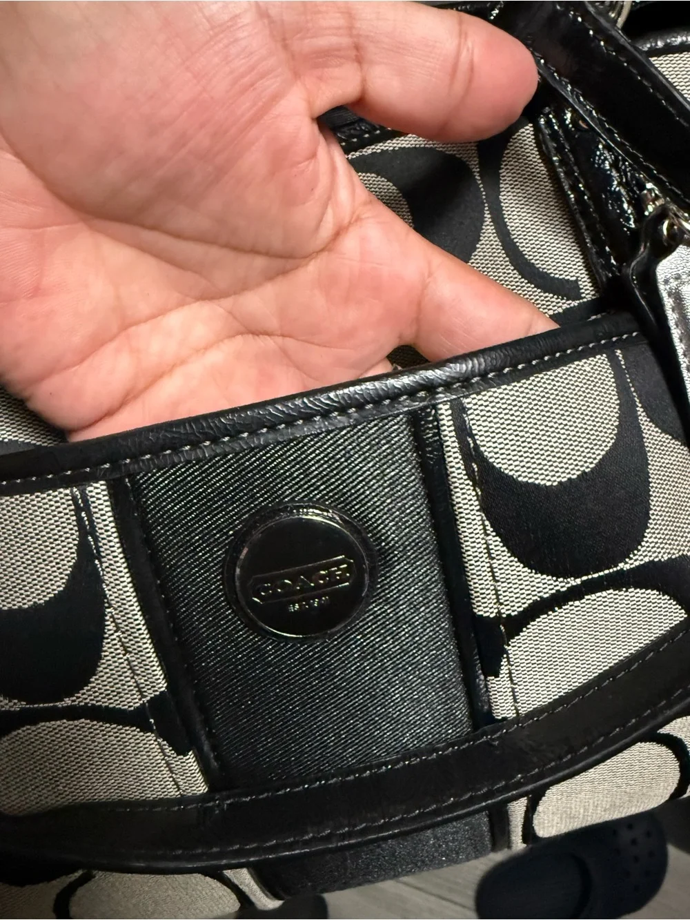 Coach Shoulder Bag in Black and Beige Signature Canvas & Wallet + Cleaner